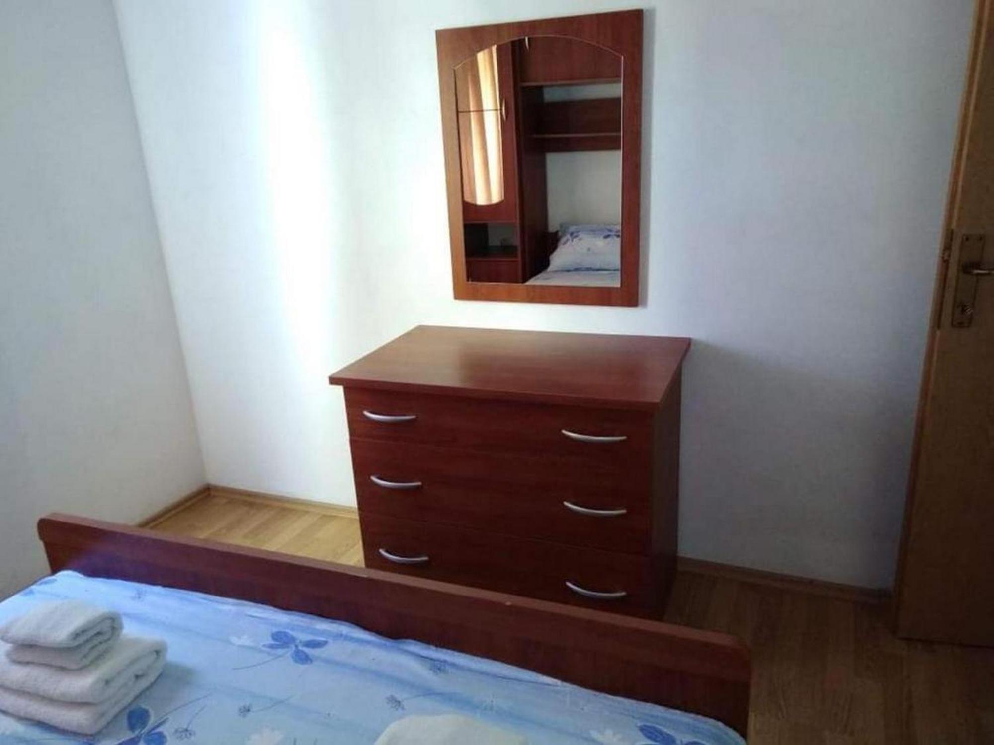 Apartments Miocic Ražanac Δωμάτιο φωτογραφία