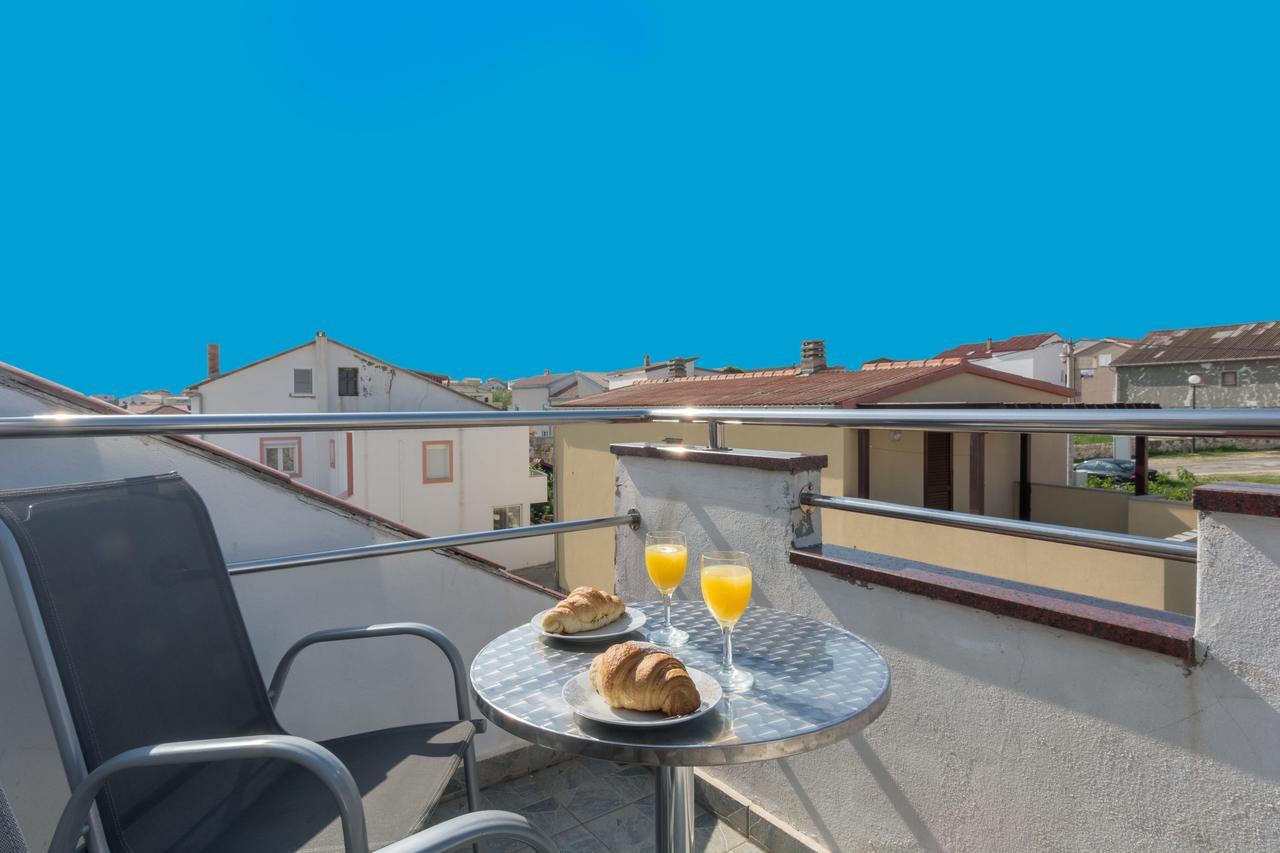 Apartments Miocic Ražanac Εξωτερικό φωτογραφία