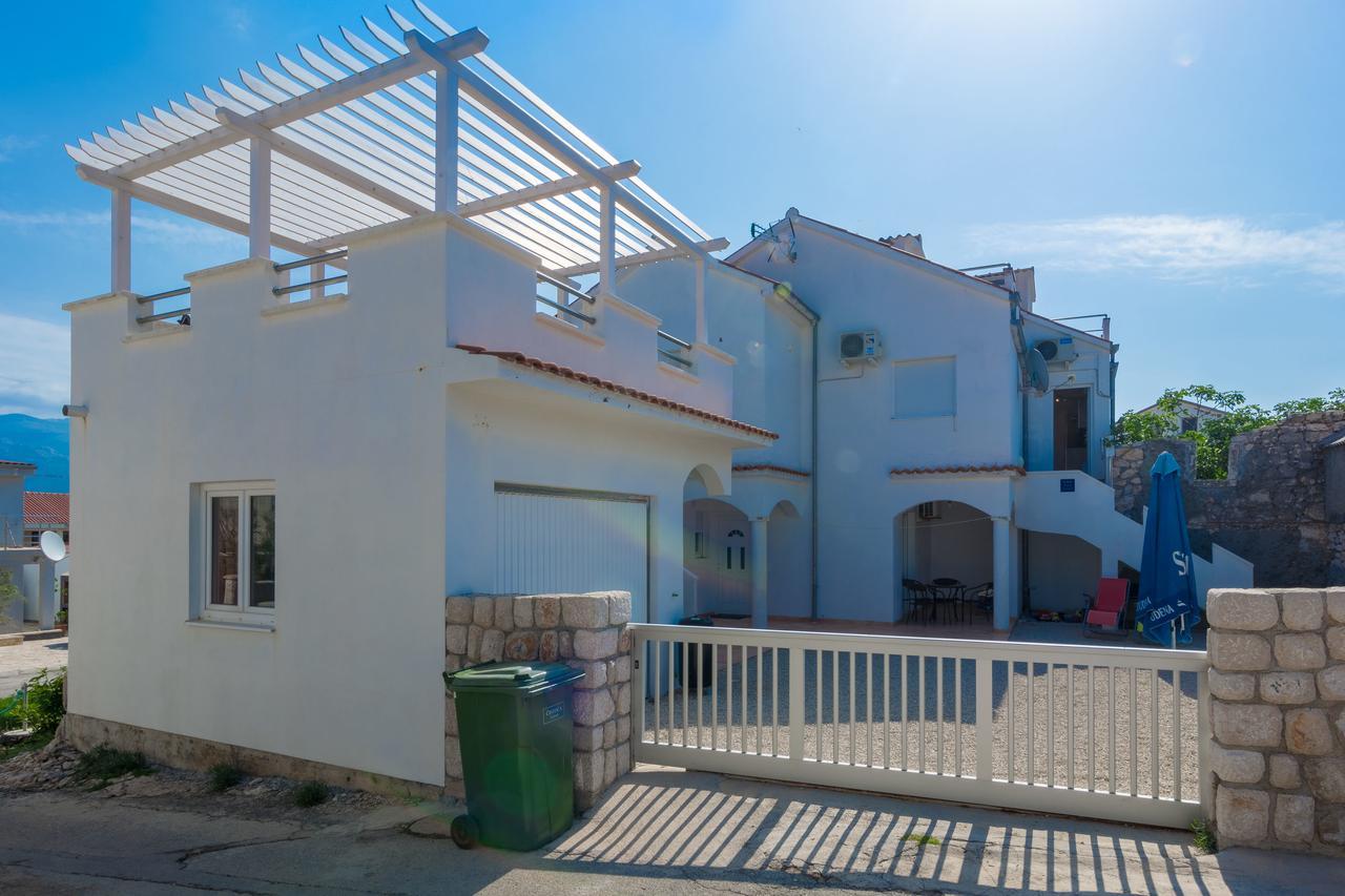 Apartments Miocic Ražanac Εξωτερικό φωτογραφία