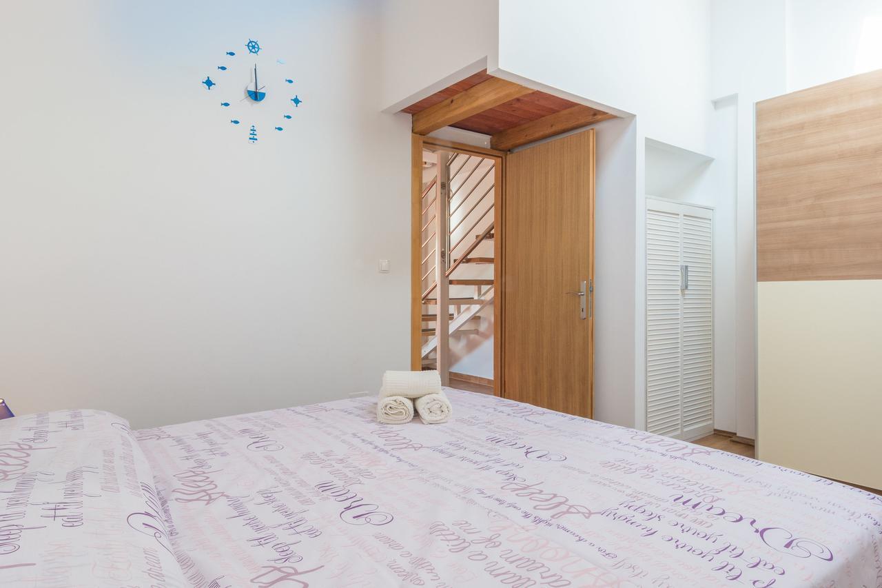Apartments Miocic Ražanac Εξωτερικό φωτογραφία